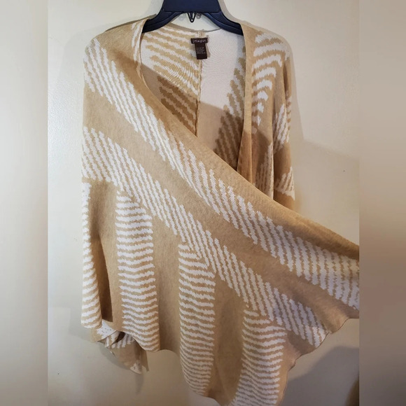 J.mclaughlin striped wrap poncho neutral beige - Picture 7 of 11